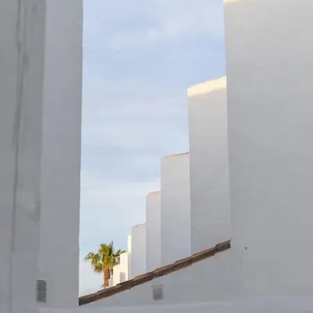 Adosado Susurros Marinos Zahara de los Atunes